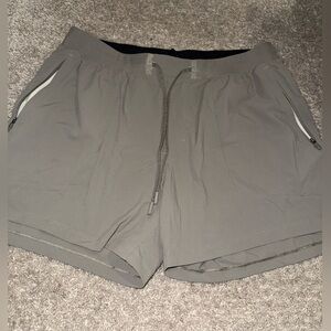 Lululemon shorts (men)